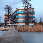 Aquarius Apartman *
